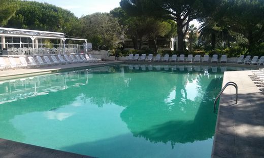 Apartment in La Napoule, Alpes-Maritimes