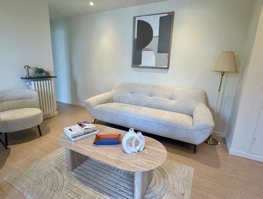 カンヌ, Alpes-Maritimesのアパートメント