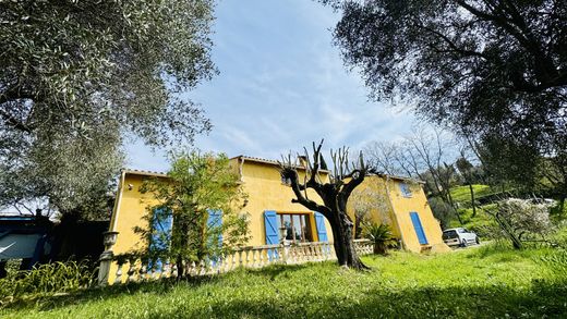 Casa di lusso a Contes, Alpi Marittime