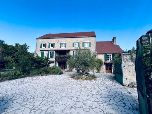 Maison de luxe à Boissy-la-Rivière, Essonne