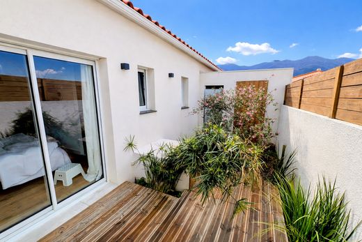 Luxury home in Vilallonga dels Monts, Pyrénées-Orientales