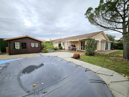 Villa in Saint-Rambert-d'Albon, Drôme