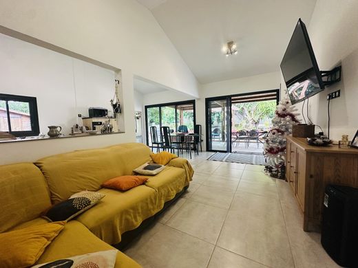 Πολυτελή κατοικία σε Saint-Pierre, Réunion