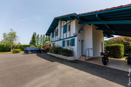 Villa Arcangues, Pyrénées-Atlantiques