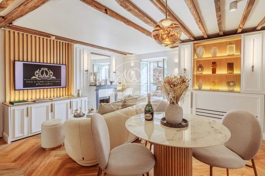 Apartment / Etagenwohnung in Saint-Germain, Odéon, Monnaie, Paris