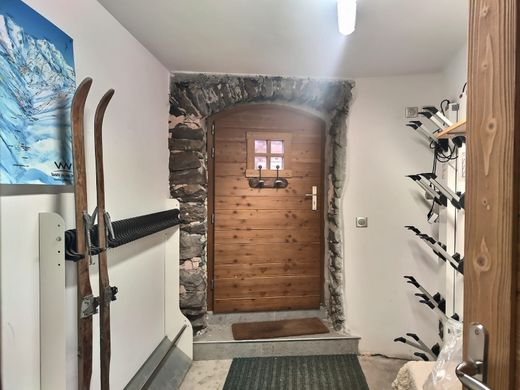 호화 저택 / Les Allues, Savoy