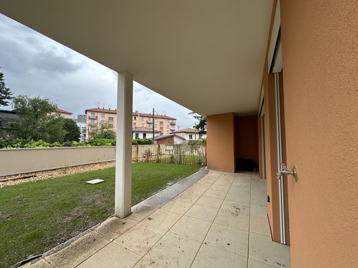 Apartament w Villeurbanne, Rhône