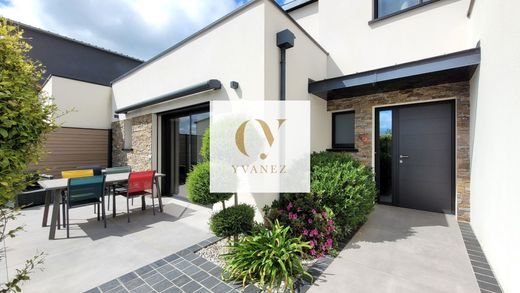 Luxury home in Châteaugiron, Ille-et-Vilaine