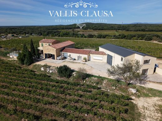 Πολυτελή κατοικία σε Uzès, Gard