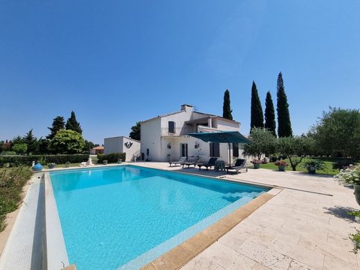 Luxus-Haus in Beaucaire, Gard