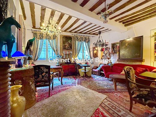 Apartment in Saint-Germain, Odéon, Monnaie, Paris