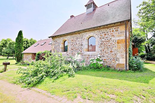 Luxury home in Doyet, Allier