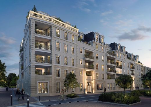 Appartamento a Le Plessis-Robinson, Hauts-de-Seine