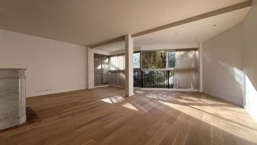 Apartment in Le Chesnay, Yvelines