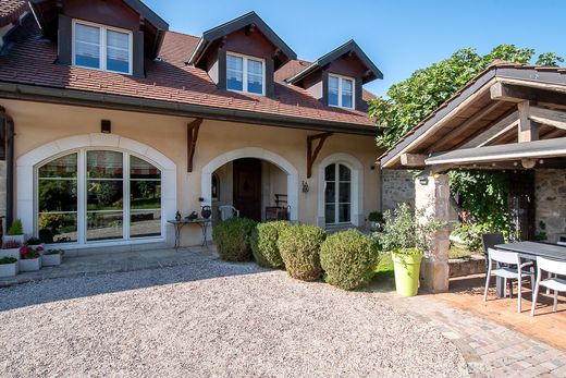Casa de luxo - Cernex, Alta Sabóia