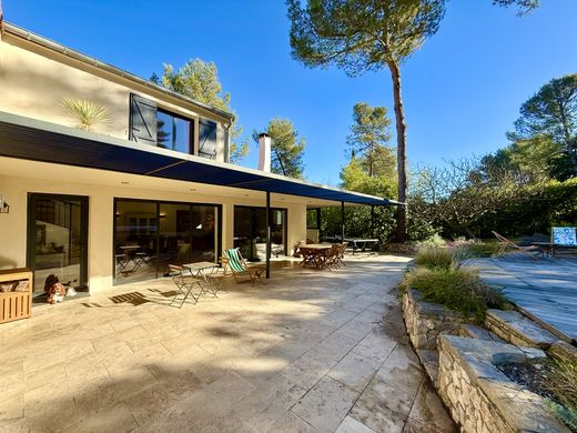 Villa in Saint-Clément-de-Rivière, Hérault