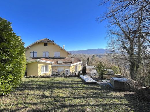Apartament w Poisy, Haute-Savoie