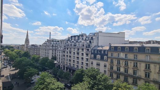 Daire Champs-Elysées, Madeleine, Triangle d’or, Paris