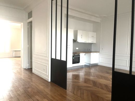 Apartment in Montparnasse, Alésia, Montsouris, Paris