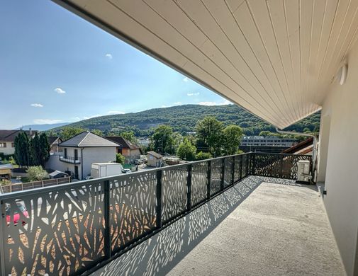 Apartment in Aix-les-Bains, Savoy