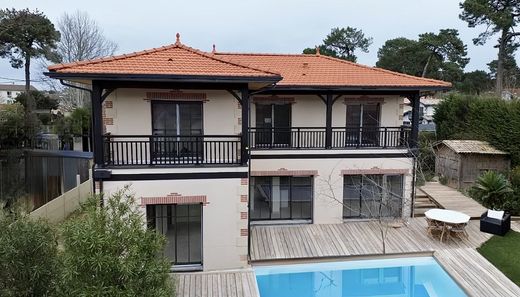 Villa in Arcachon, Gironde