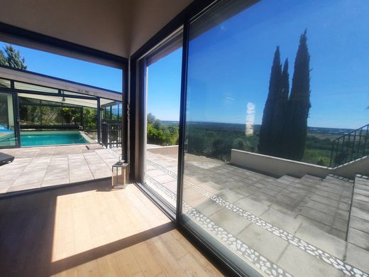 Luxury home in Arles, Bouches-du-Rhône