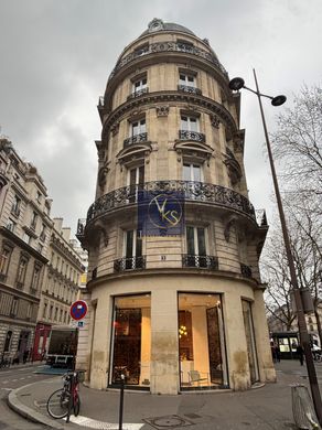 Office in Champs-Elysées, Madeleine, Triangle d’or, Paris