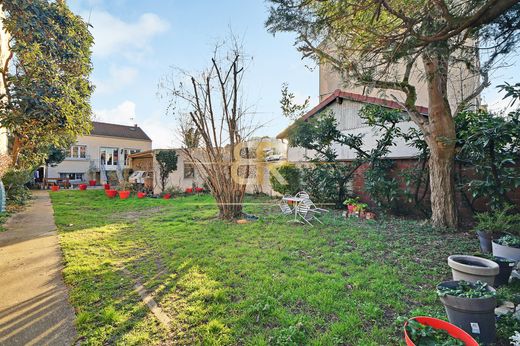 Luxe woning in Colombes, Hauts-de-Seine