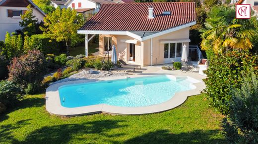 Villa a Meylan, Isère