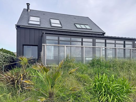 Luxus-Haus in Granville, Manche