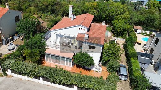 Luxury home in La Garde, Var