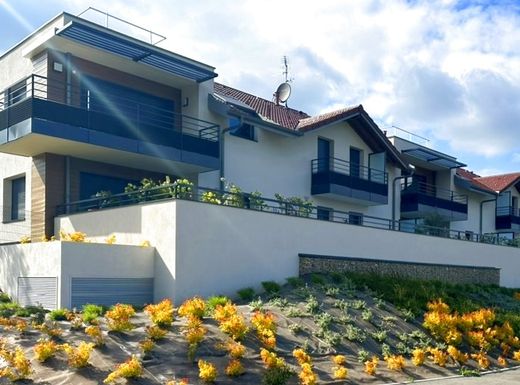 Ésery, Haute-Savoieのアパートメント