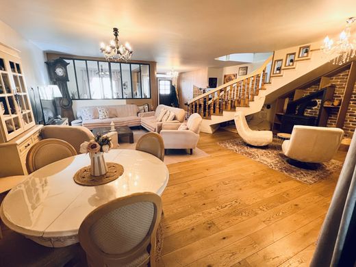 Lüks ev Villepinte, Seine-Saint-Denis