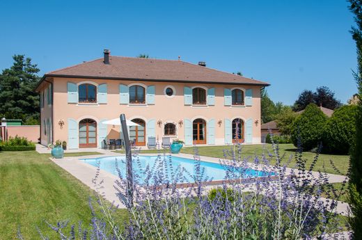 Casa de lujo en Échenevex, Ain