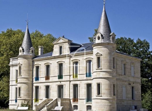 Castle in Bordeaux, Gironde