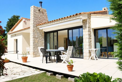 Luxury home in Grasse, Alpes-Maritimes