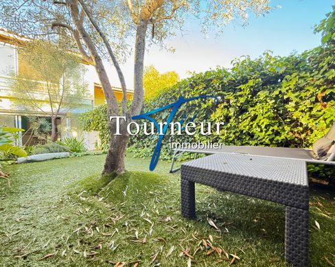 Bandol, Varのヴィラ