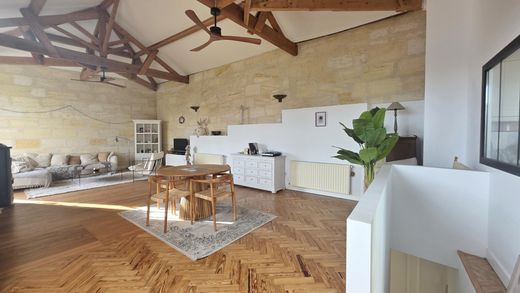 Luxus-Haus in Eysines, Gironde