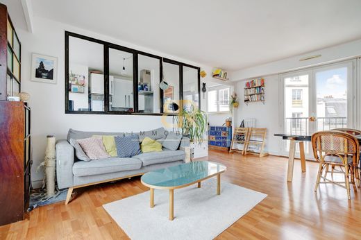 Apartment / Etagenwohnung in Canal Saint Martin, Château d’Eau, Porte Saint-Denis, Paris