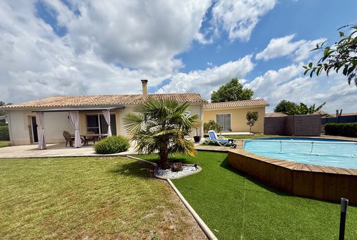 Casa di lusso a Belin-Béliet, Gironda