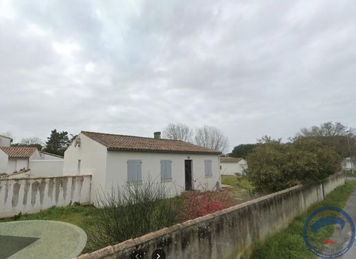 Maison de luxe à La Couarde-sur-Mer, Charente-Maritime