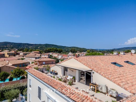 Appartement à La Londe-les-Maures, Var