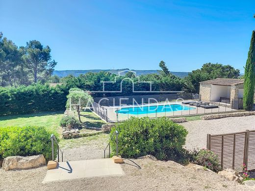 Luxury home in Ventabren, Bouches-du-Rhône