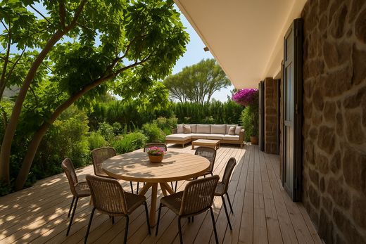 Apartment / Etagenwohnung in Saint-Raphaël, Var