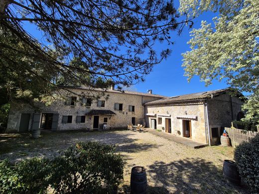 Luxus-Haus in Blasimon, Gironde