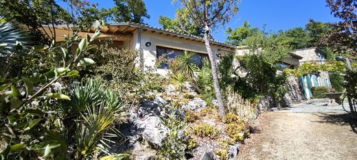 Lüks ev La Roche-sur-Grane, Drôme