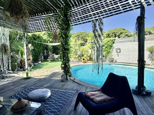 Villa in La Grande-Motte, Hérault