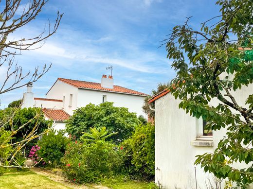 Casa de lujo en Saint-Georges-de-Didonne, Charenta Marítima