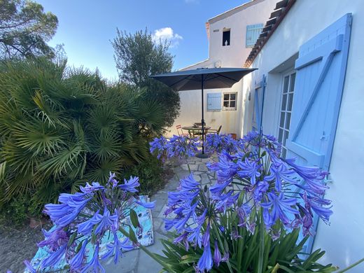 Luxury home in Noirmoutier-en-l'Île, Vendée