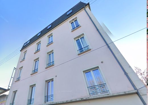Luxe woning in Argenteuil, Val d'Oise